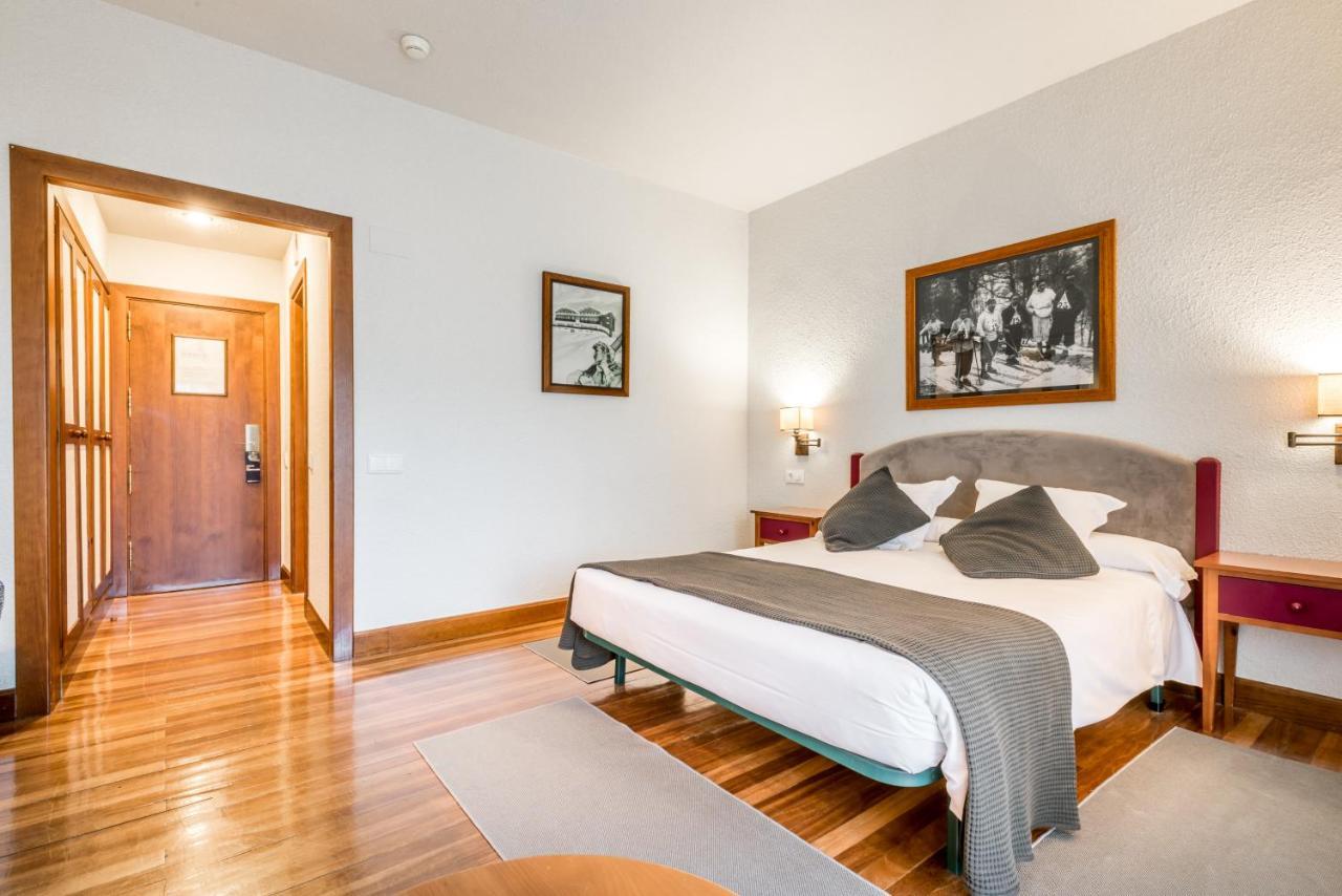 Snoe Hotel Formigal Luaran gambar