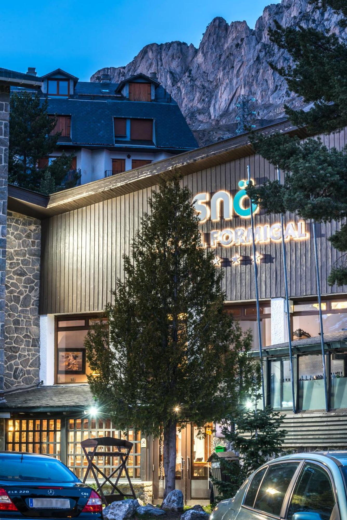 Snoe Hotel Formigal Luaran gambar